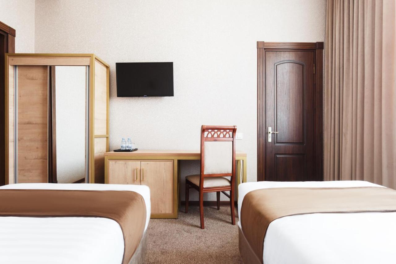 Western Suites Hotel Taskent Exterior foto