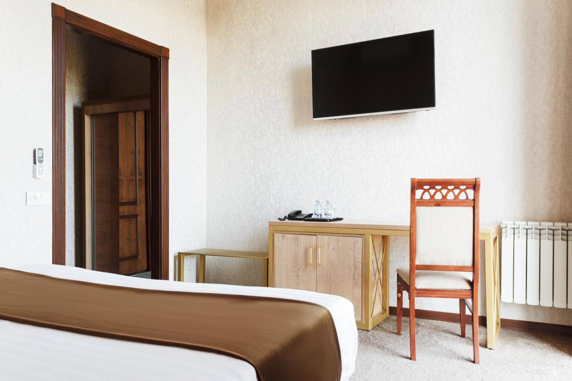 Western Suites Hotel Taskent Exterior foto